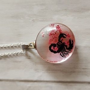 PRESSED Real flower and simulated Scorpion Necklace 925 Chain